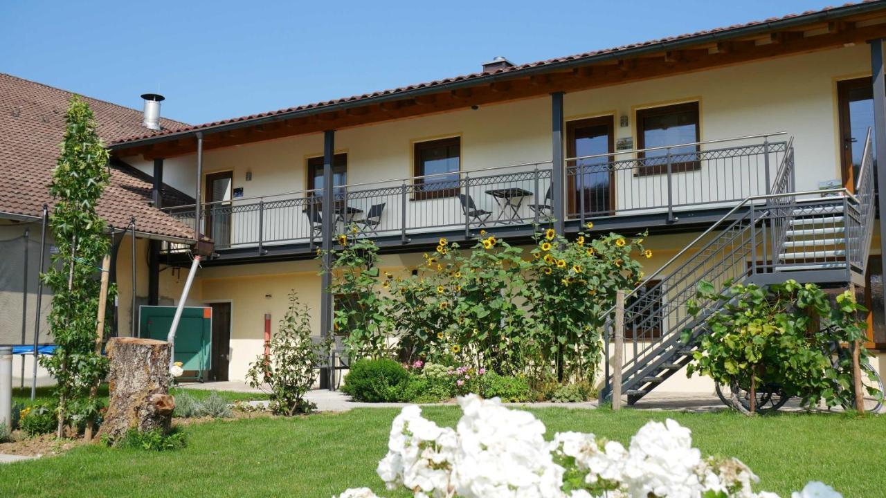 Preuschens Hof Appartement Egloffstein Buitenkant foto